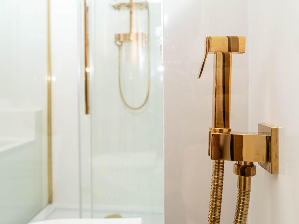Apartament Gold Aleja Nmp 8 - Free Parking Częstochowa Extérieur photo